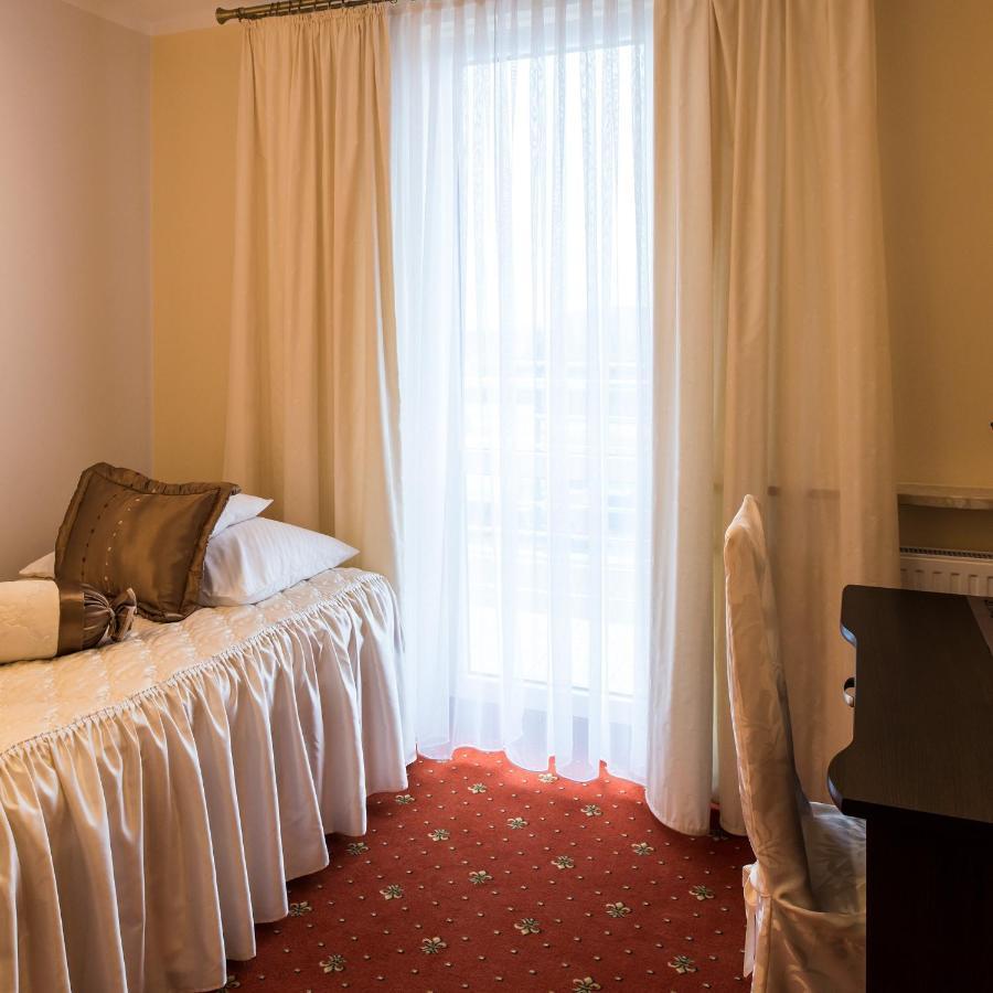Motel Lesta Lachowka Duza Buitenkant foto