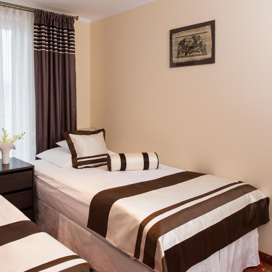 Motel Lesta Lachowka Duza Buitenkant foto